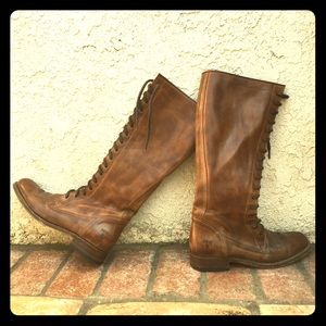 Frye Lace Up Boots !